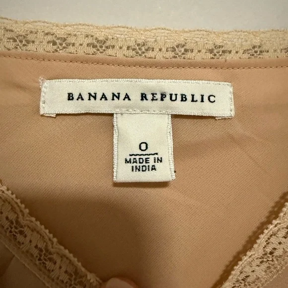 Banana Republic Vintage Y2K Floral Embroidered Silk Cami Top Size 0 Dainty Boho - Picture 6 of 10